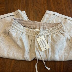 NWT Lintico Linen Shorts